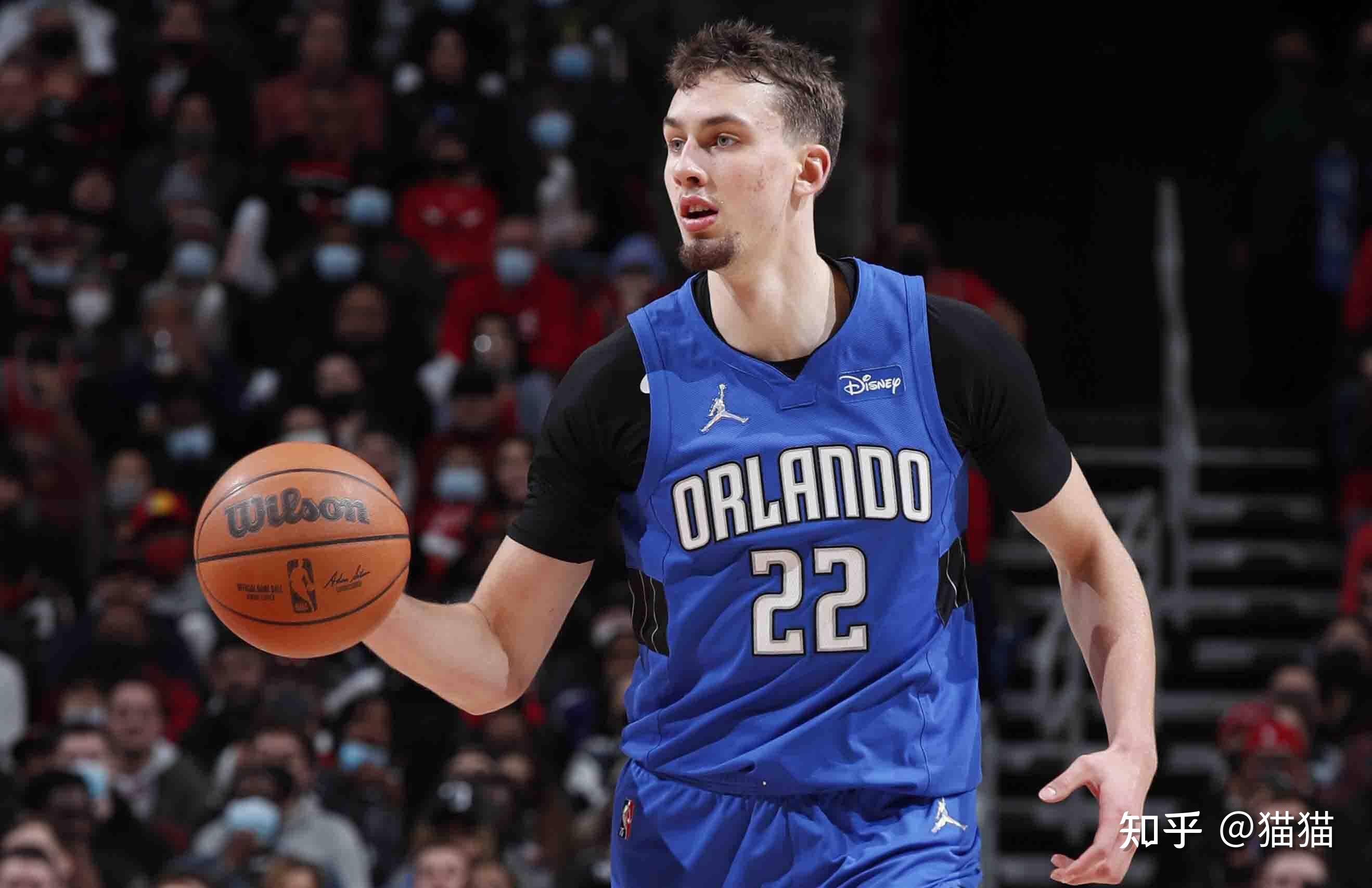 中看到更多 中看到更多