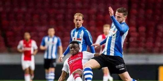 体育世界杯：对阵塞内加尔 东道主卡塔尔背水一战